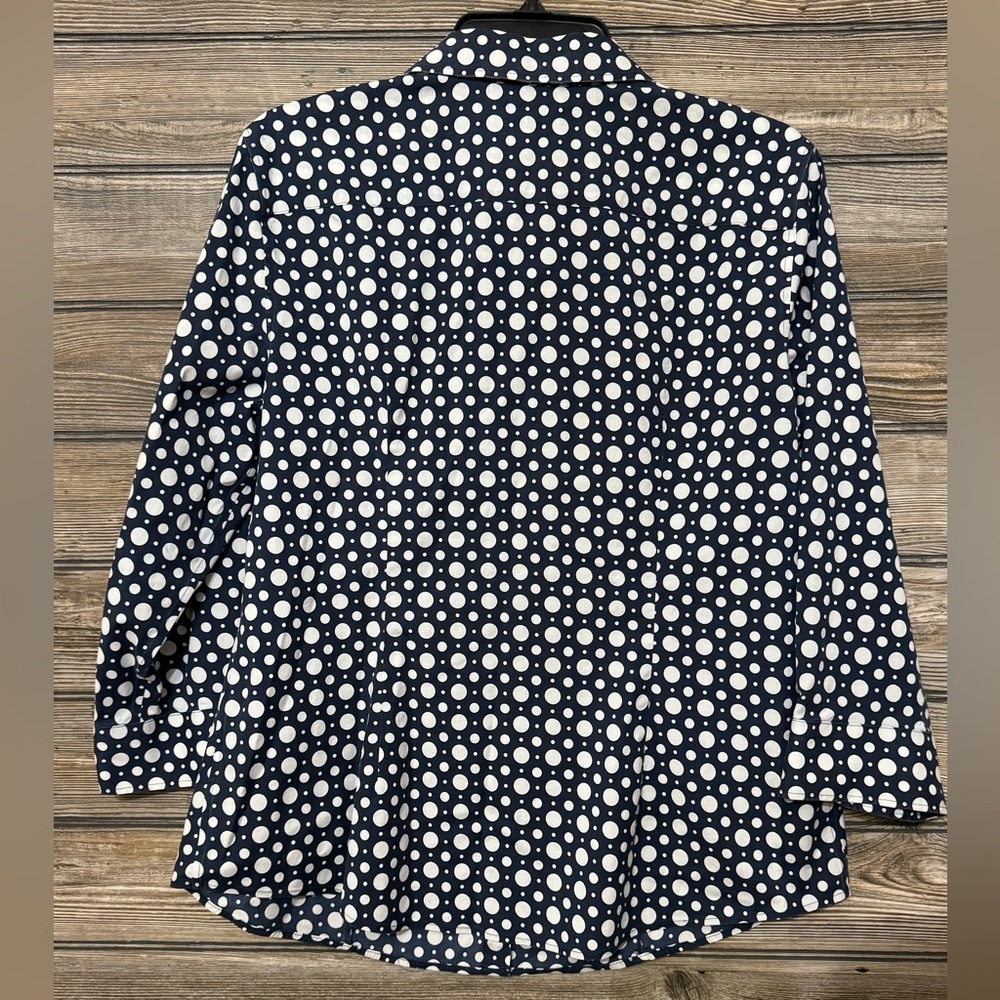 Talbots Woman’s Button Up Top Size 14 - image 8